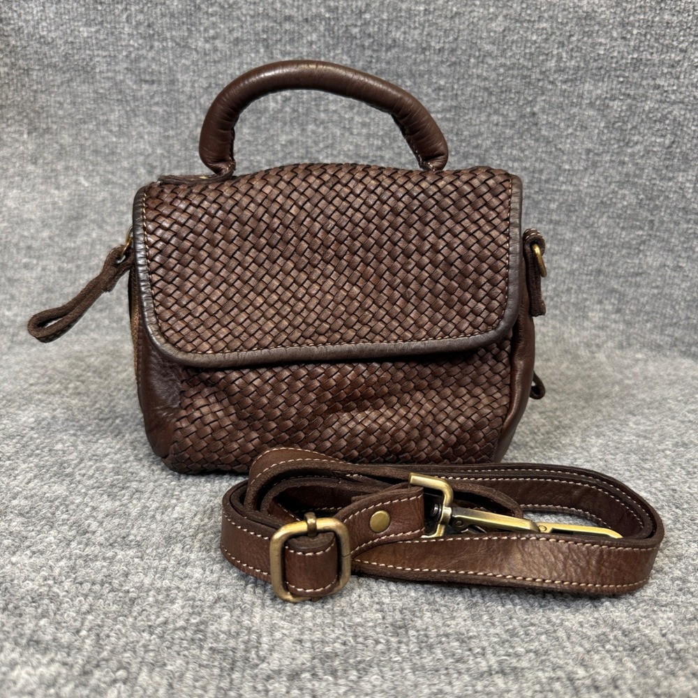 Bolsa Nova Lily Top Handle Mini Bag Purse Crossbody Woven Leather Brown